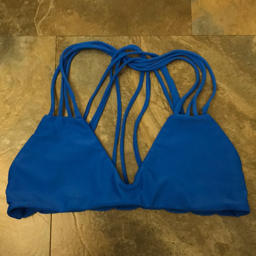 Mikoh banyans top